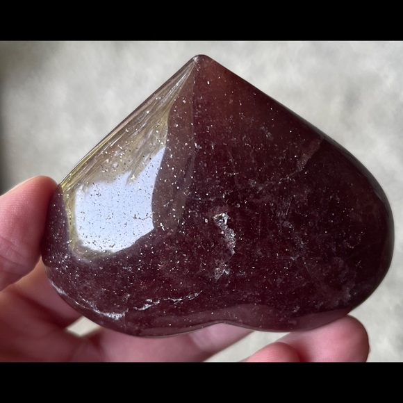 Tanzberry Quartz Polished Heart Carving - Picture 7 of 15